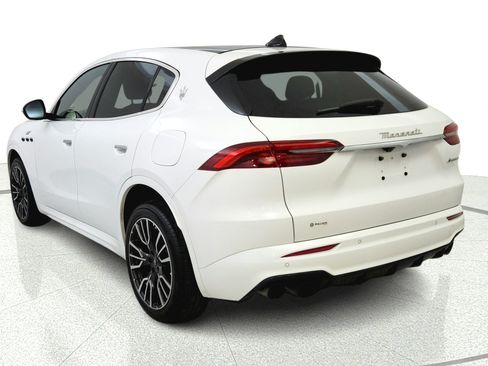 Used 2023 Maserati Grecale GT AWD/4WD image 5