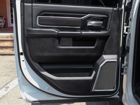 Used 2022 RAM 2500 Laramie AWD/4WD image 43