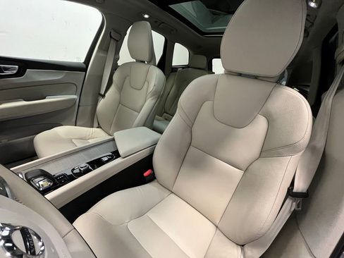 Used 2024 Volvo XC60 B5 Plus w/ Protection Package Premier AWD/4WD image 11