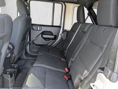 Used 2018 Jeep Wrangler Unlimited Sport S AWD/4WD image 18