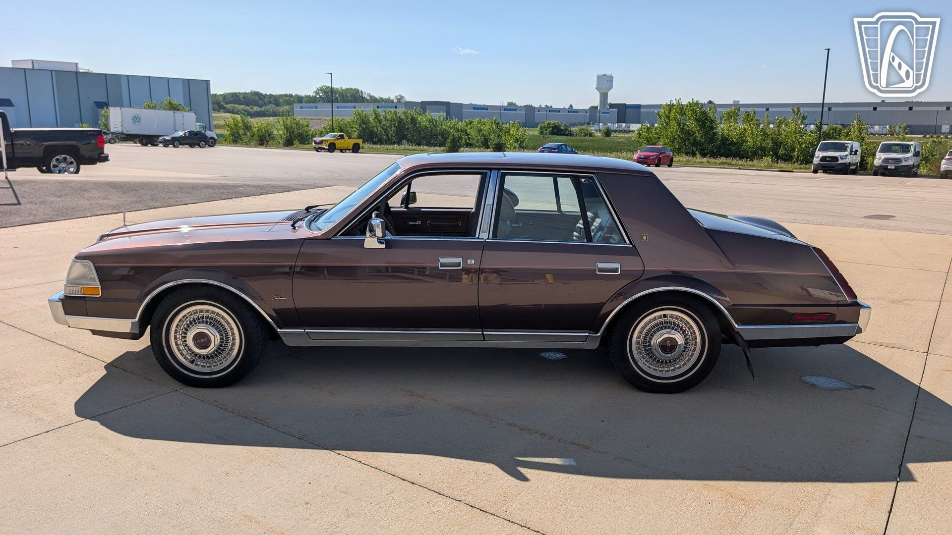 Used 1987 Lincoln Continental Signature RWD image 5