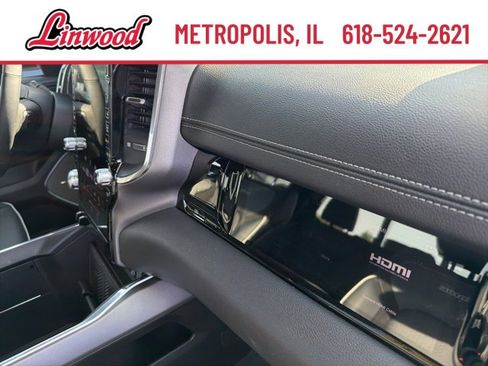 Used 2025 RAM 1500 Laramie w/ Night Edition image 10