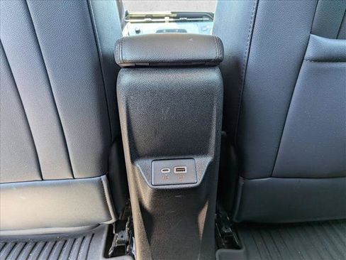 Used 2023 Chevrolet Bolt EUV Premier FWD image 15