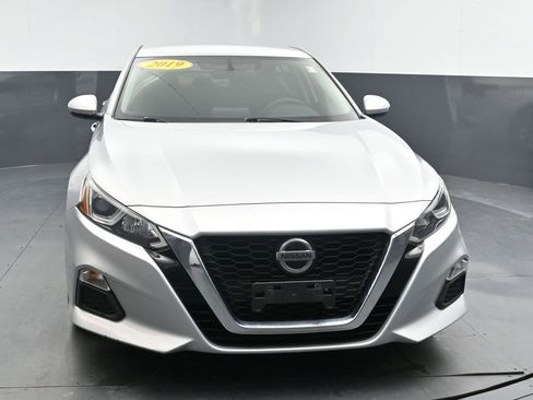 Used 2019 Nissan Altima 2.5 S image 3
