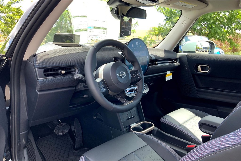 Used 2026 MINI Cooper S FWD image 9