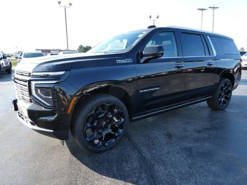 New 2026 Chevrolet Suburban High Country AWD/4WD image 8