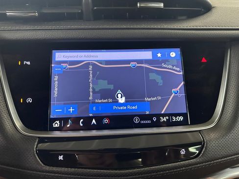 Certified 2022 Cadillac XT5 Premium Luxury w/ LPO, Floor Liner Package image 10