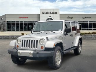 Used 2009 Jeep Wrangler Unlimited Sahara w/ Dual Top Group video 2
