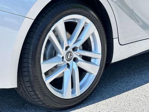 Used 2021 Lexus IS 300 AWD w/ Comfort Package image 9