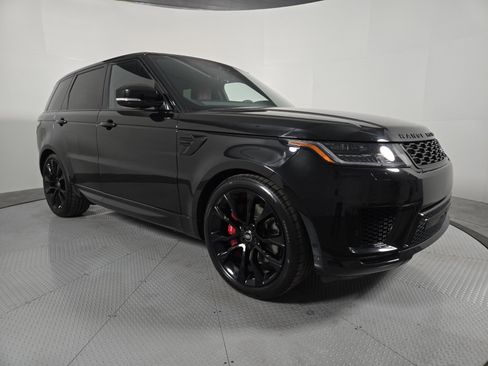 Used 2021 Land Rover Range Rover Sport HST image 3