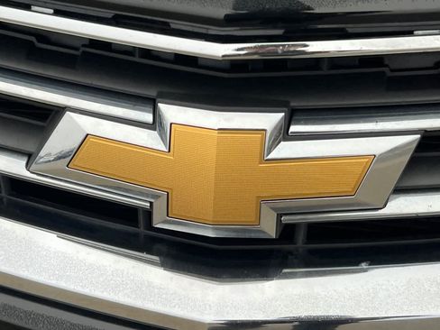 Used 2015 Chevrolet Impala LT image 10