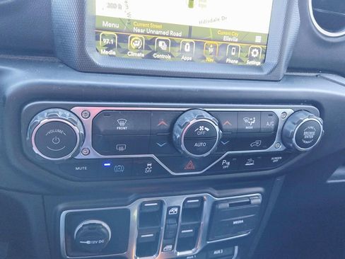 Used 2022 Jeep Wrangler Unlimited Sahara w/ Safety Group image 37