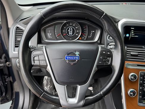 Used 2017 Volvo XC60 T5 Inscription FWD image 33