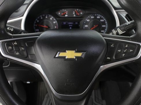 Used 2022 Chevrolet Malibu LT image 12