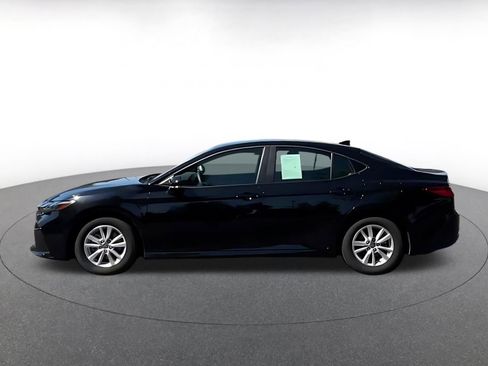 Used 2025 Toyota Camry LE FWD image 9