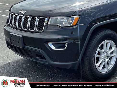 Used 2019 Jeep Grand Cherokee Laredo AWD/4WD image 8