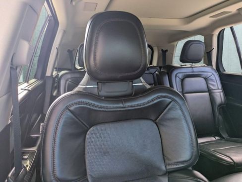 Used 2021 Lincoln Aviator Reserve w/ Equipment Group 208A RWD image 14