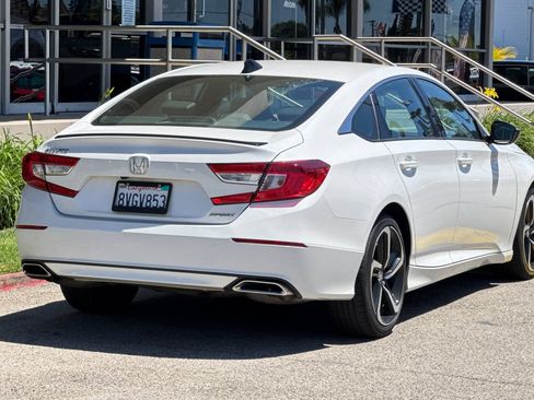 Used 2021 Honda Accord Sport image 5