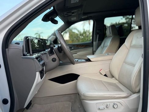 Used 2021 Cadillac Escalade Sport Platinum image 24