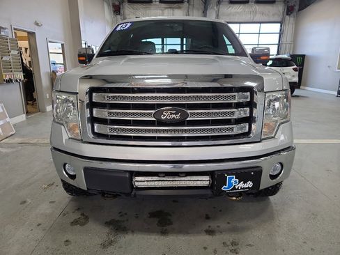 Used 2013 Ford F150 Lariat w/ Lariat Chrome Pkg image 3