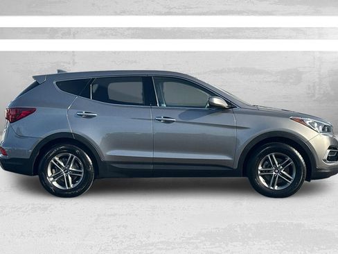 Used 2017 Hyundai Santa Fe Sport image 3