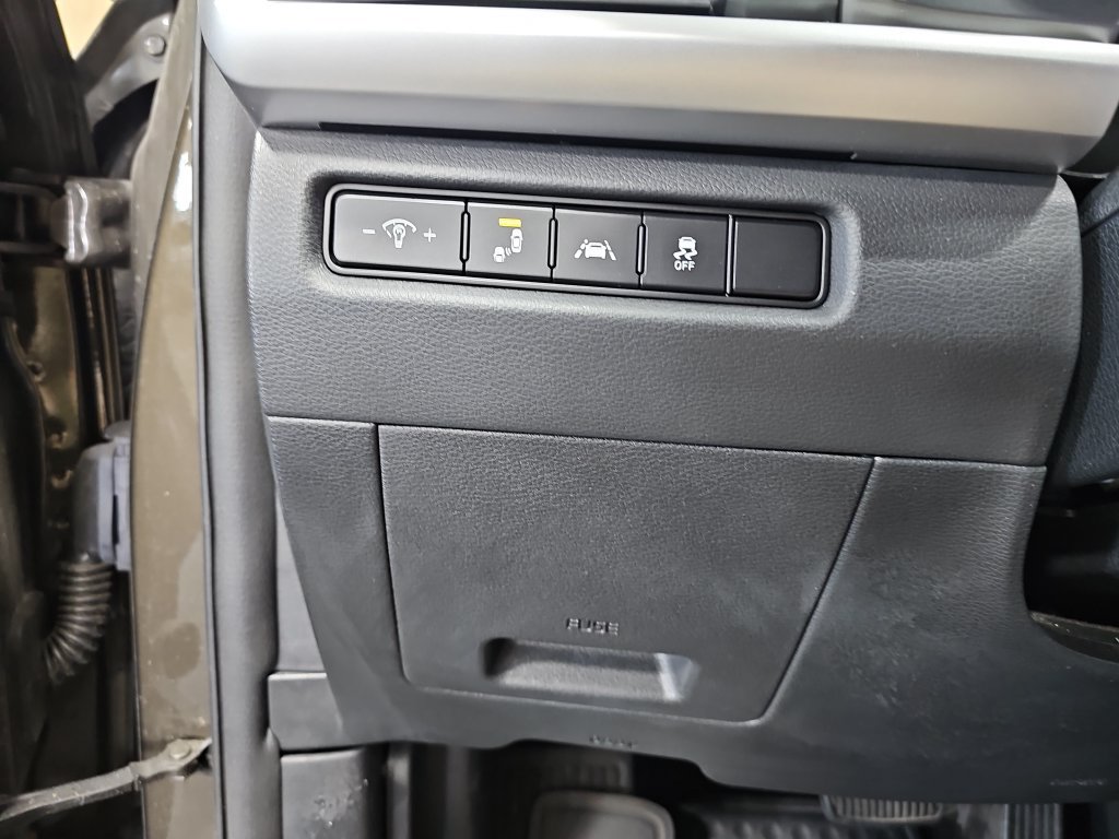 Used 2021 Kia Telluride S AWD/4WD image 24