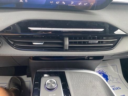 New 2026 Buick Enclave Sport Touring w/ Power Package image 23