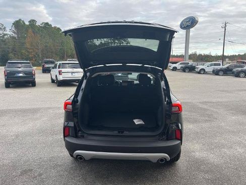 Certified 2025 Ford Escape Active w/ Tech Pack #1 FWD image 5