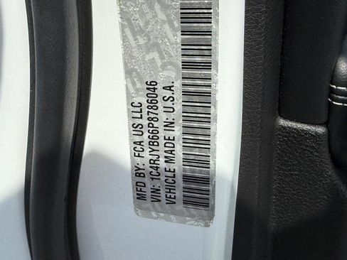Used 2023 Jeep Grand Cherokee 4WD 4xe image 22
