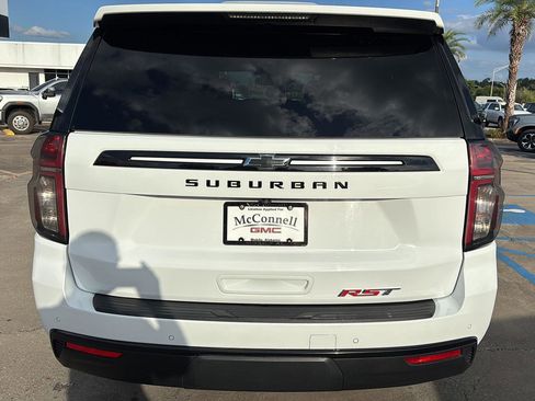 Certified 2024 Chevrolet Suburban RST image 6