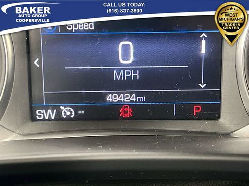 Certified 2023 GMC Acadia SLE w/ Driver Convenience Package image 13