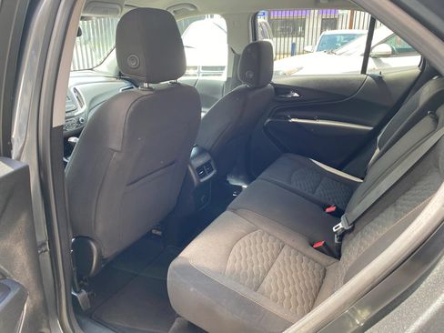 Used 2018 Chevrolet Equinox LT AWD/4WD image 9