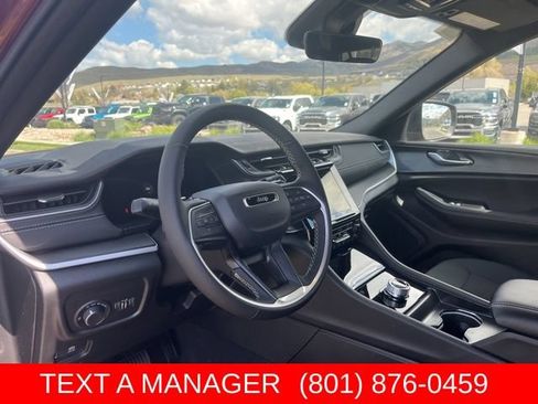 New 2026 Jeep Grand Cherokee L 4WD image 12