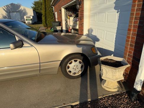 Used 1995 Mercedes-Benz S 320 image 9