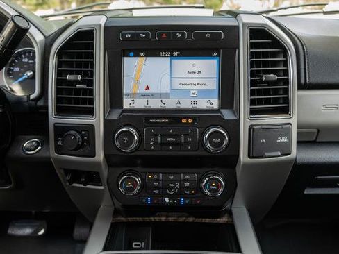 Certified 2019 Ford F250 Lariat w/ Lariat Ultimate Package AWD/4WD image 22
