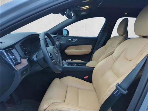 Used 2025 Volvo XC60 B5 Ultra w/ Protection Package Premier image 13