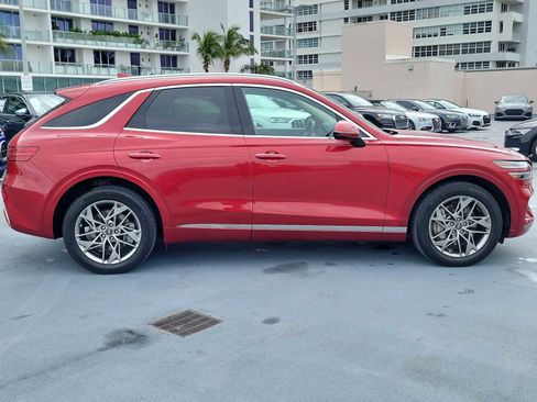 Used 2023 Genesis GV70 2.5T w/ Select Package AWD/4WD image 7