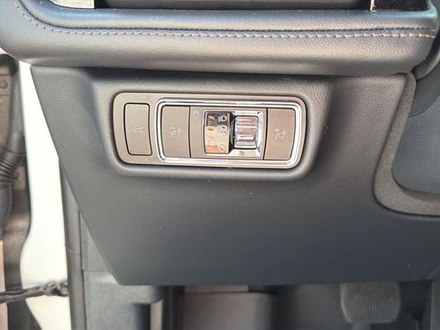 Used 2026 Lincoln Aviator AWD image 21