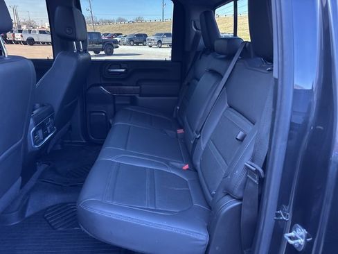 Used 2020 GMC Sierra 3500 Denali w/ Denali Ultimate Package image 18