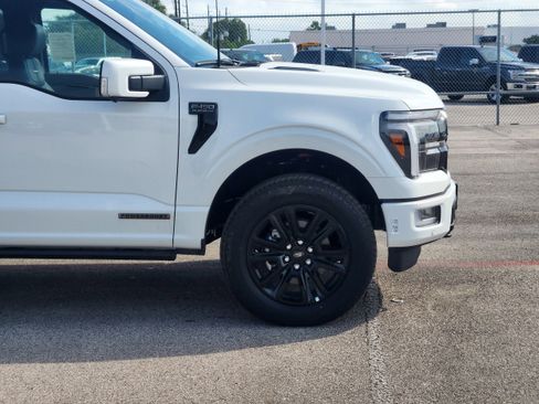 New 2025 Ford F150 Platinum w/ FX4 Off-Road Package image 5