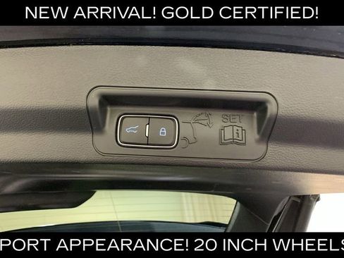 Certified 2023 Ford Explorer XLT w/ Equipment Group 202A AWD/4WD image 21