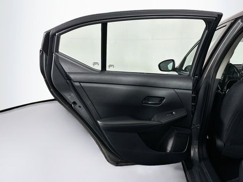 Used 2024 Nissan Sentra SV image 24