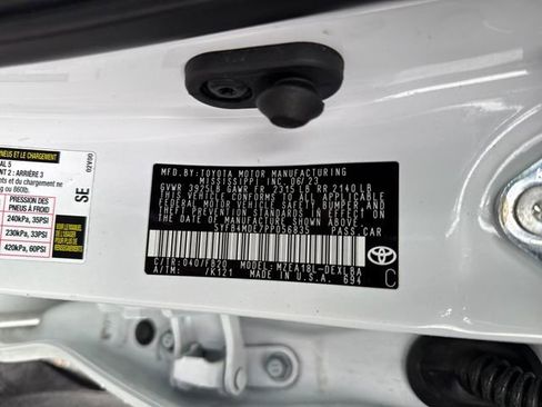 Used 2023 Toyota Corolla LE image 17