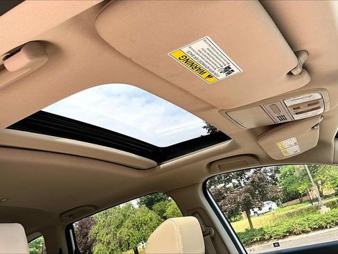 Used 2017 Honda CR-V EX-L image 31
