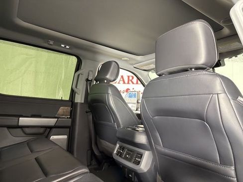Used 2024 Ford F250 Lariat w/ Lariat Ultimate Package image 19