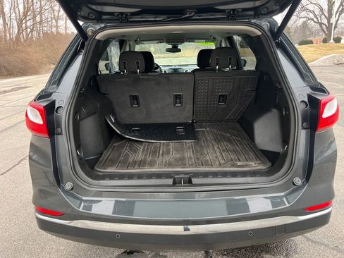 Used 2020 Chevrolet Equinox LT w/ Driver Convenience Package image 27