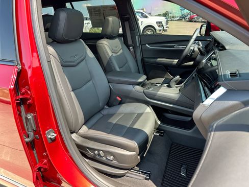 Used 2024 Cadillac XT6 Sport w/ LPO, Red Accent Package image 25