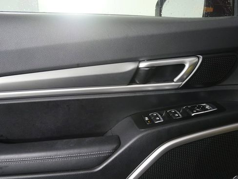 Used 2022 Kia Telluride LX image 9