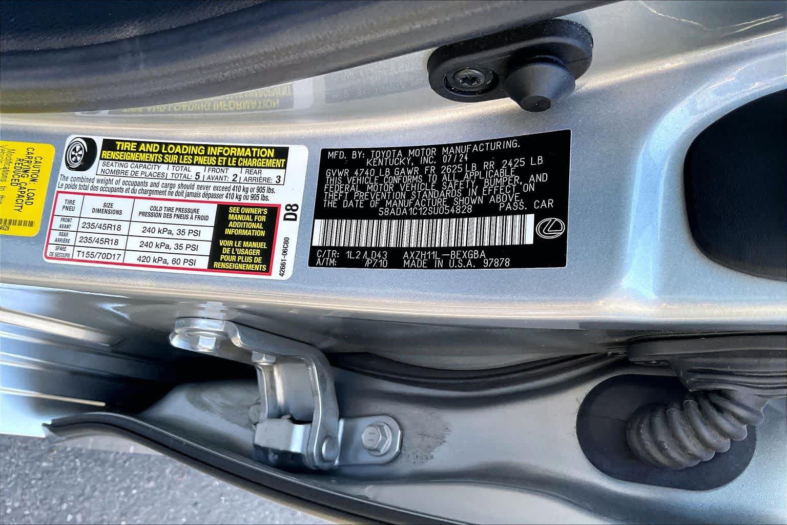 Used 2025 Lexus ES 300h w/ Premium Package FWD image 36