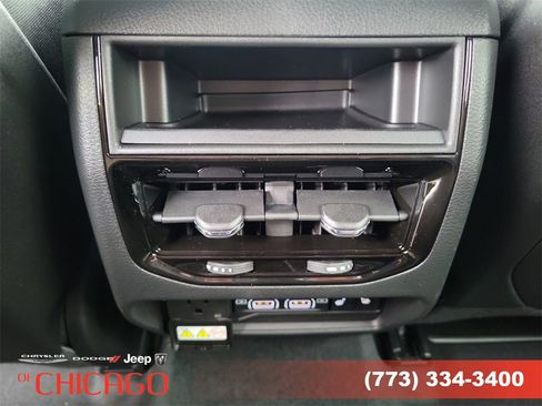 New 2025 Jeep Grand Cherokee Limited image 14